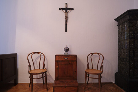 Nunski sobi v Samostanu Mekinje (4)